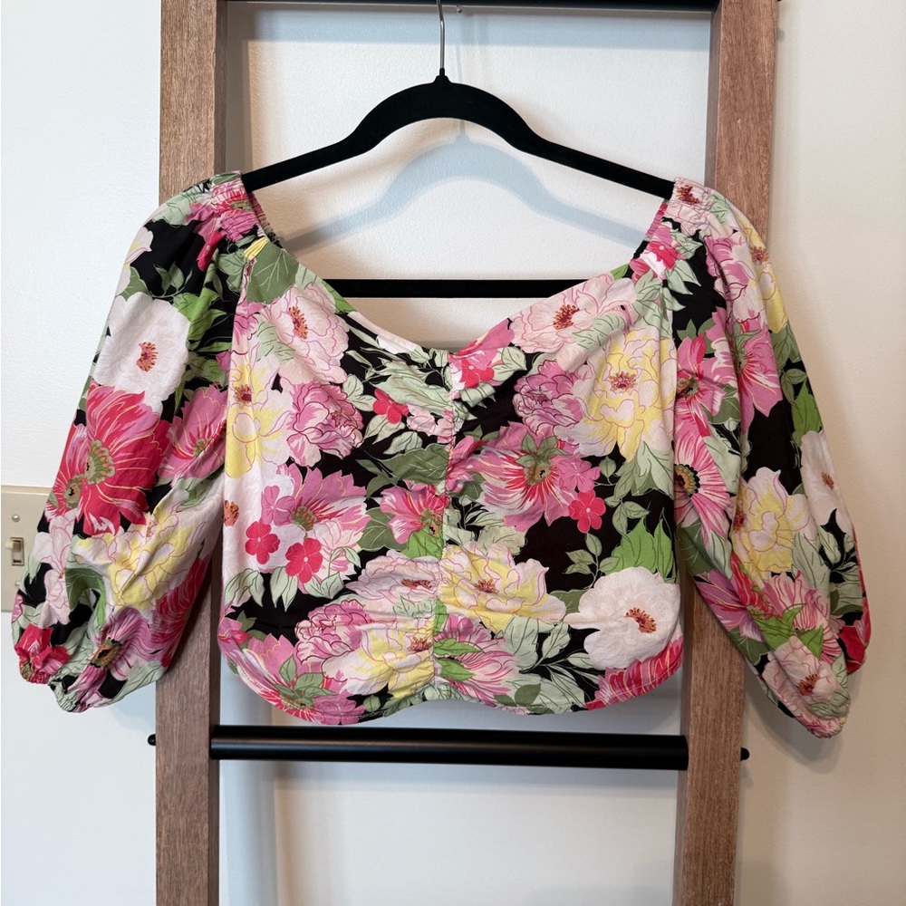 Zara Black Floral Puff Sleeve Crop Top with Pink and Cream Blooms